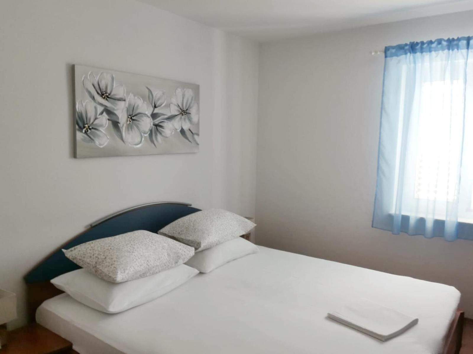 Apartment Tempera Povlja  Ngoại thất bức ảnh